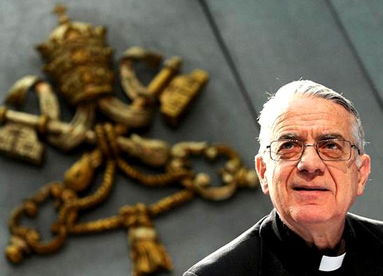 Doktorat honoris causa na UKSW dla jezuity o. Frederico Lombardiego