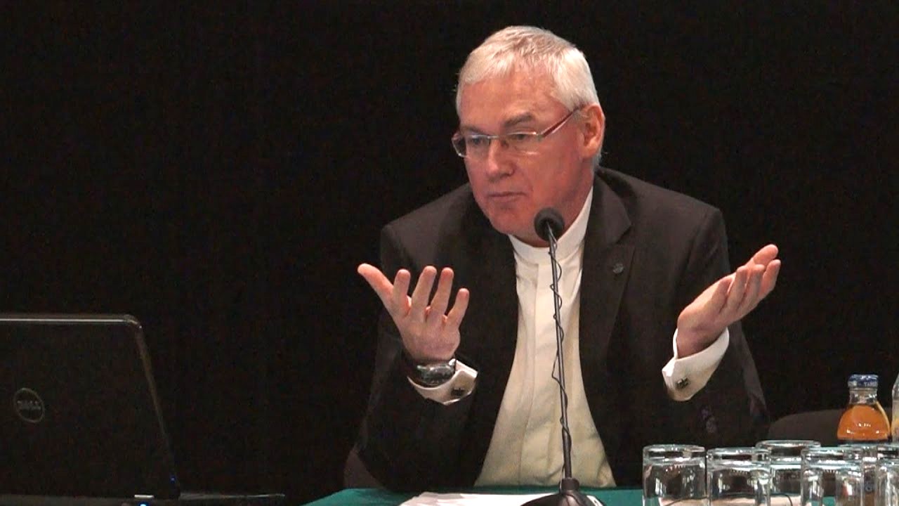 Uchwała Senatu PWTW o wniosku o nadanie profesury o. Zbigniewowi Kubackiemu SJ